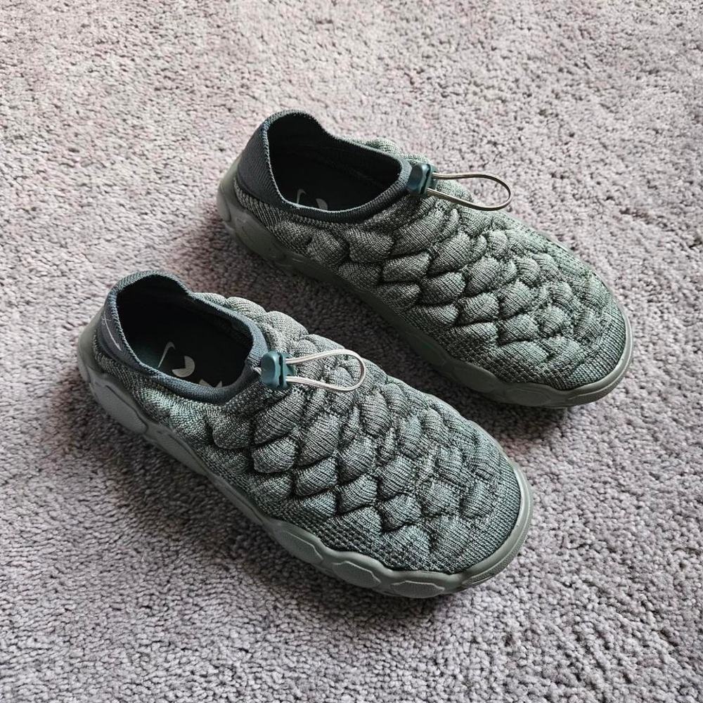 Nike Flyknit Haven Women 7 Vintage Green FD2148-300 Slip on Toggle Comfort‎
